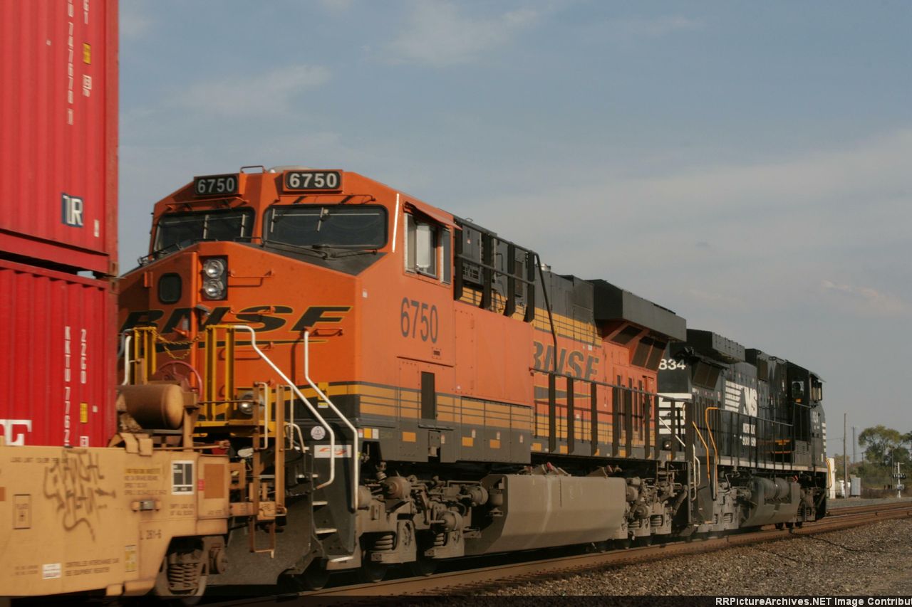 BNSF 6750